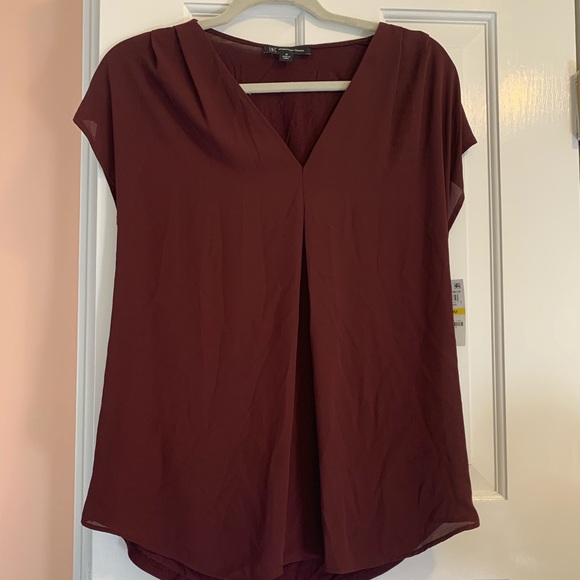NWT! INC Flowy Maroon Blouse - Picture 4 of 6